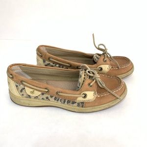 SPERRY Top Sider shoes. Tan and cheetah print sequences. Size 6.5